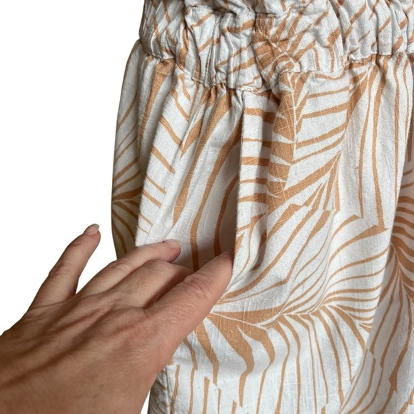 Roxy Women’s Size M Peach Romper Summer Beach Pockets Toast Palm Tree Dreams - Picture 6 of 9